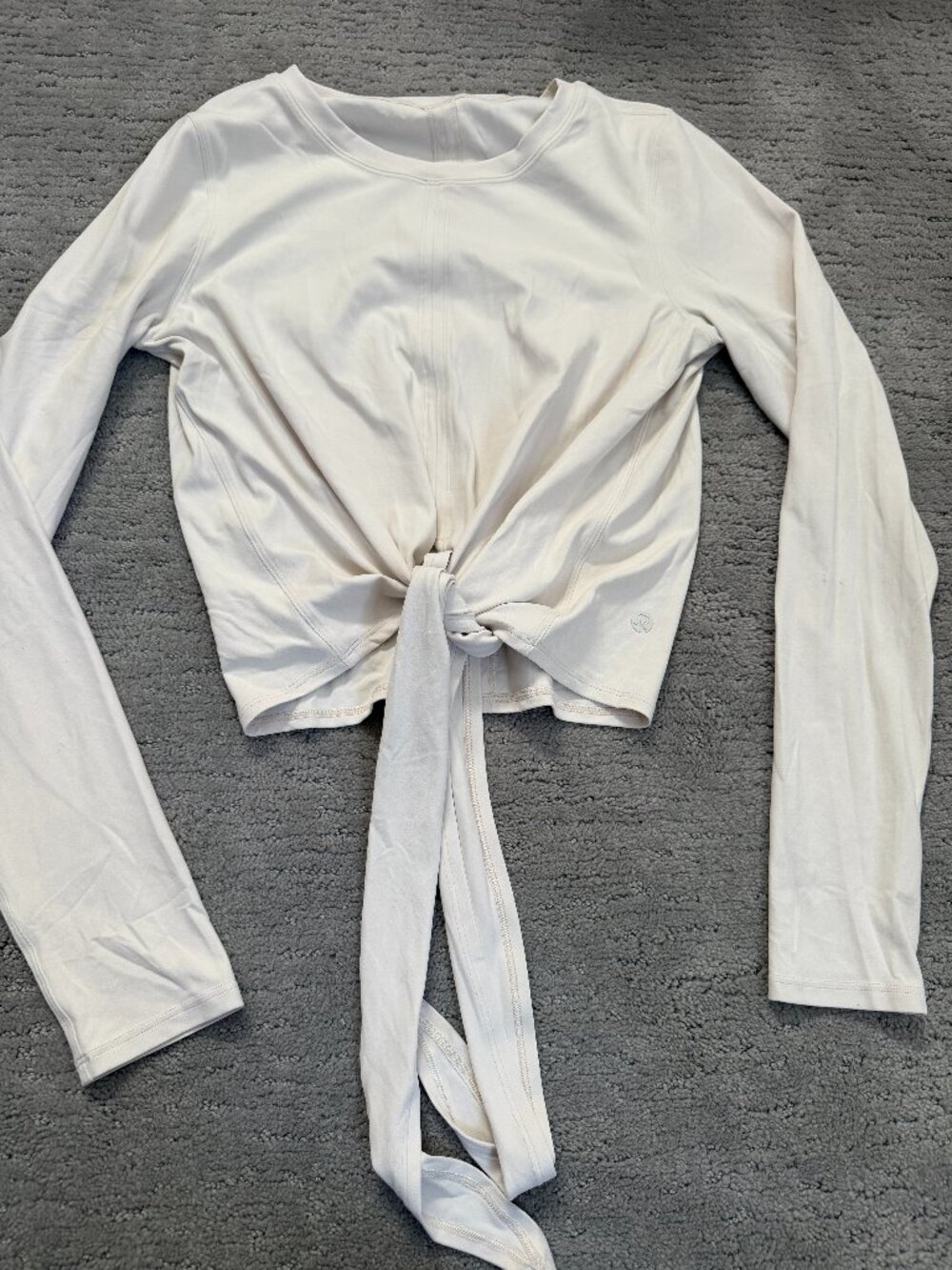 lululemon Tie-Front Long Sleeve Crop Top — Size 8 / Medium | Cream Ivory
